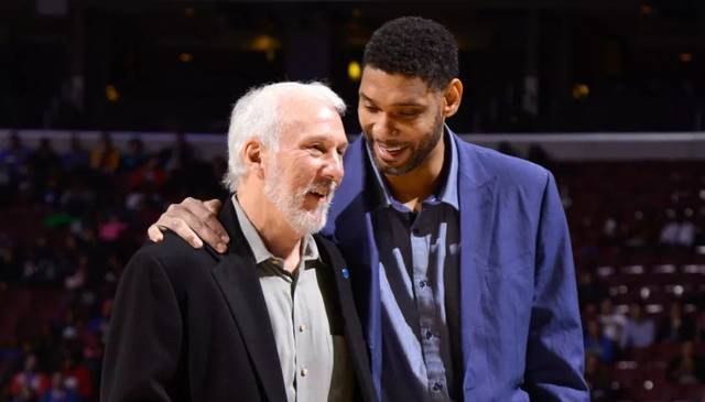 都带着这样 都带着这样